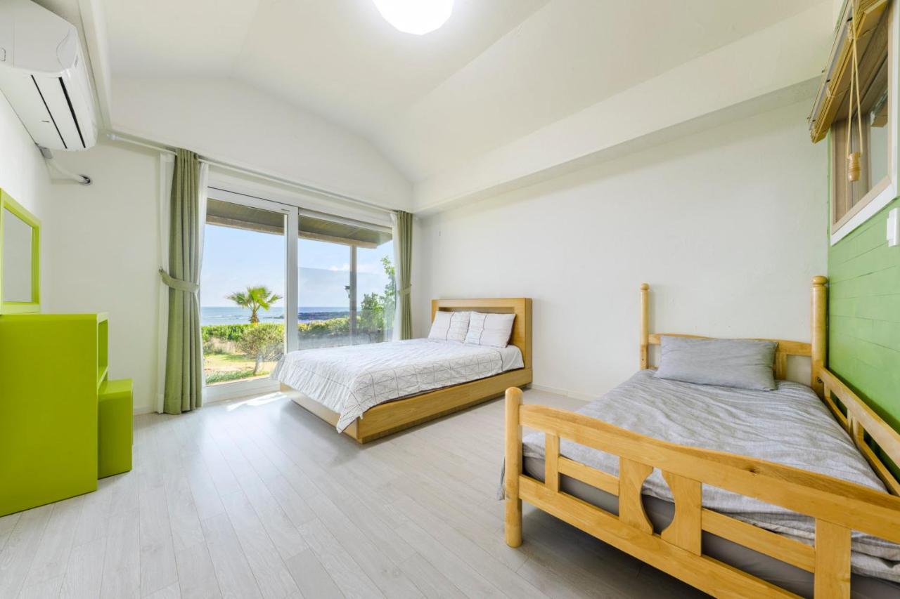 Jeju Turning Point Pension Согвіпо Екстер'єр фото